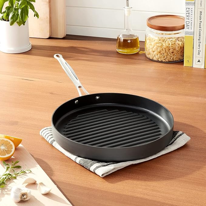 CUISINART 630-30 Chef's Classic Nonstick Hard-Anodized 12-Inch Round Grill Pan 63074