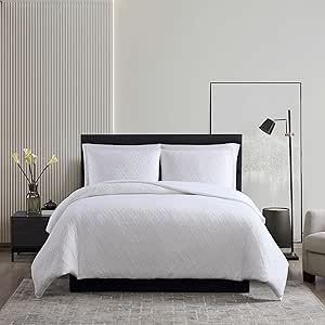 Vera Wang | Double Diamond Collection | Duvet Cover Set - Soft & Breathable, Reversible Bedding with Matching Shams, Medium Weight & Ideal for All Seasons, Queen, White