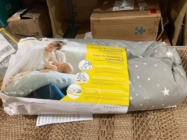 Medela Maternity Pillow